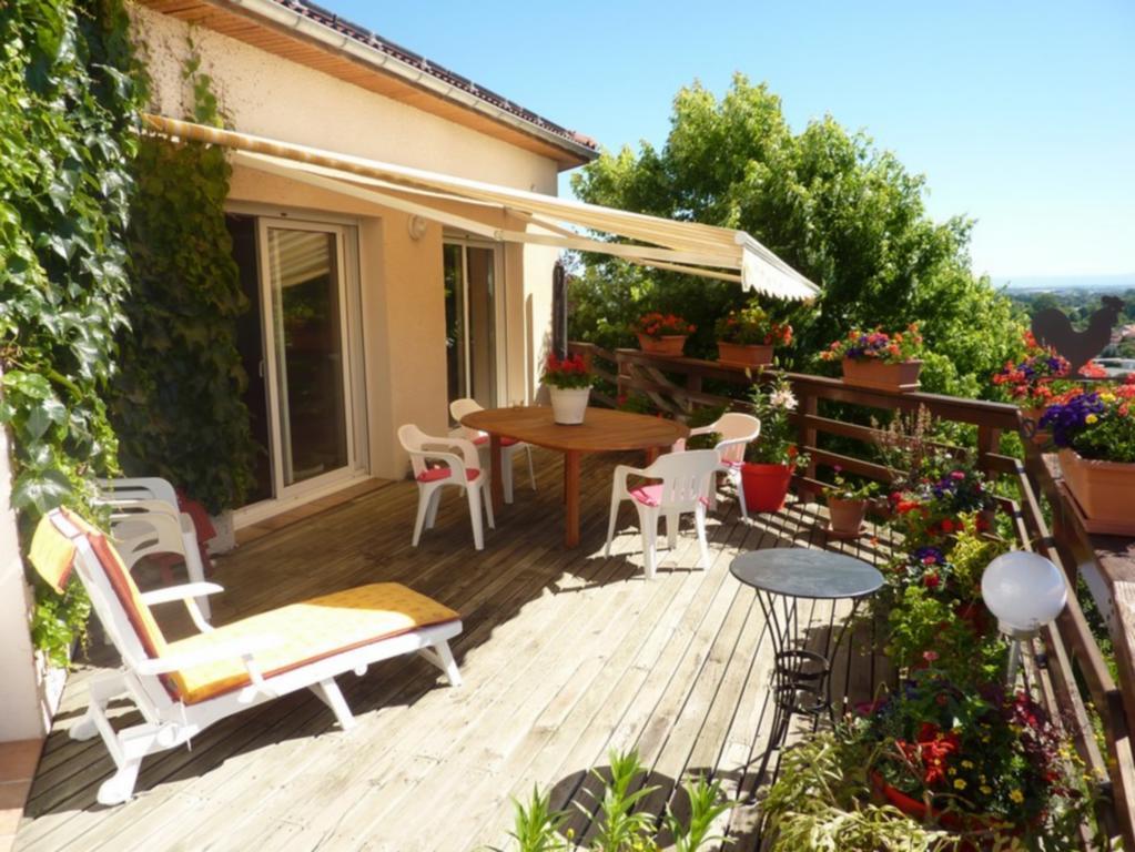 Joli petit Appart sur les Côtes de Cébazat/Clermont Ferrand Exterior foto